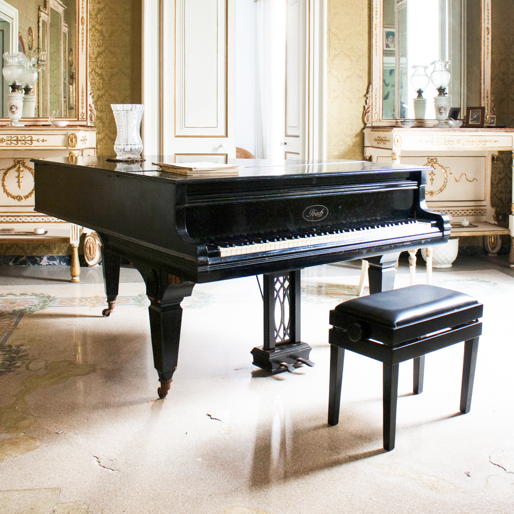 Antico pianoforte a coda Ibach Schwelm, Germania Vendita Mobili d