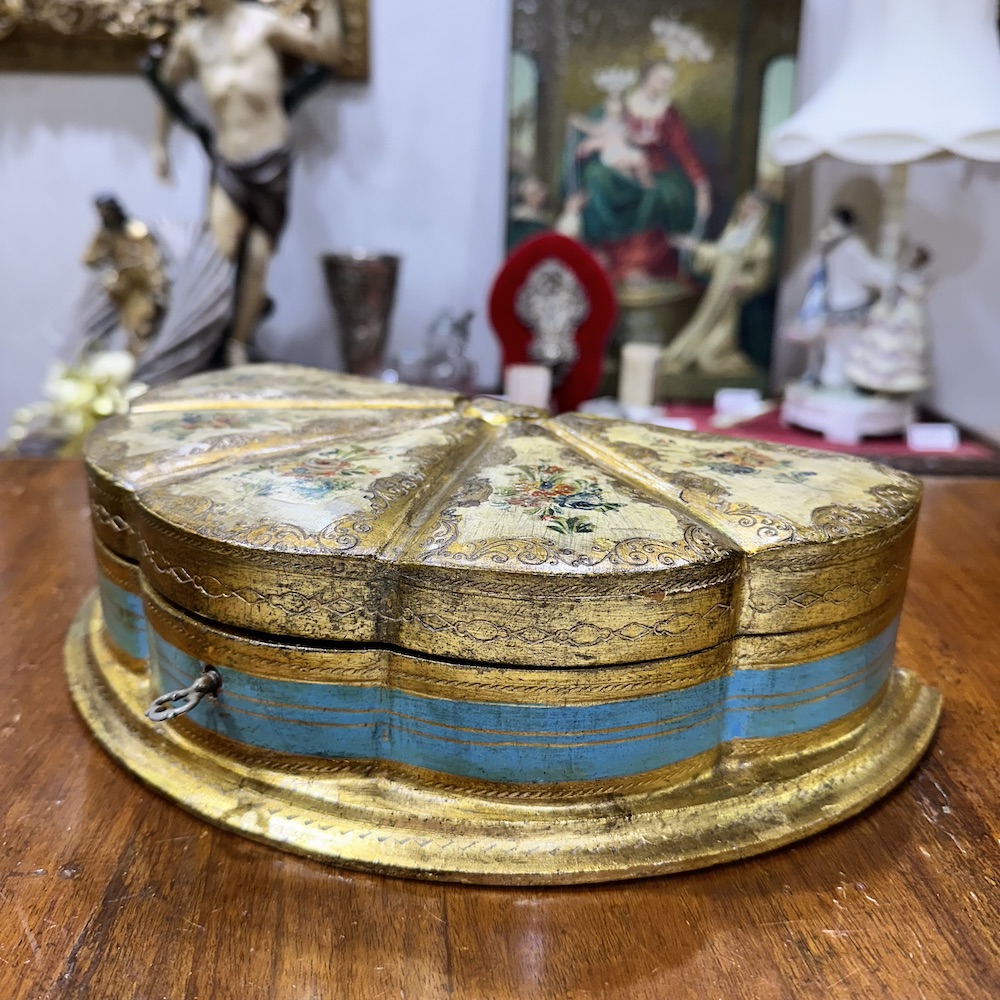 Ajuny Scatola Portagioie In Legno Intagliato A Mano - Stile Mughal Con Intarsi In Ottone, 20x12.5 Cm