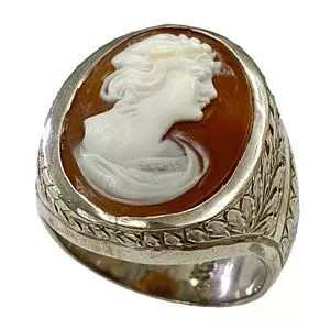Silver ring with shell cameo - Italy 1950s