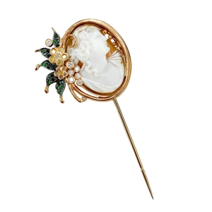 Gold and silver cloak pin with cameo, diamonds and emeralds - Italy 1960s