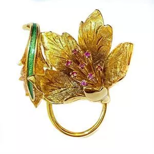 18k yellow gold flower brooch with rubies and enamels - Italy 1960s