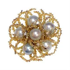 18kt yellow gold brooch with Japanese pearls and diamonds - Italy 1960s