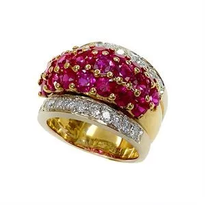 18 karat yellow gold ring with rubies and diamonds - Italy 1970s