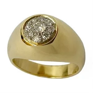 18 karat yellow gold ring with pavé of diamonds - Italy 1960s