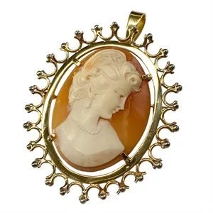 18 karat yellow gold brooch with shell cameo - Italy 1970s
