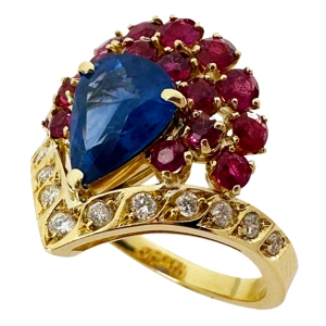 18-karat yellow gold ring with sapphire, rubies and diamonds - Italy 1960s