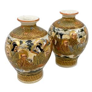 Pair of Satsuma porcelain vases - Japan 19th century